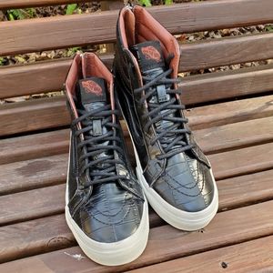Vans black leather Sk8 hi slim
